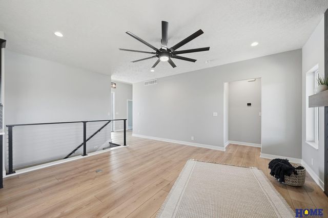 604 N 106th Street, Lincoln, NE 68527