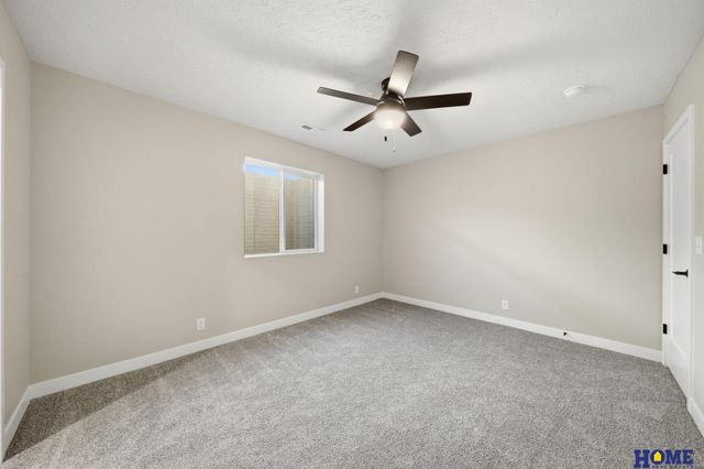 604 N 106th Street, Lincoln, NE 68527