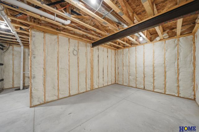 604 N 106th Street, Lincoln, NE 68527