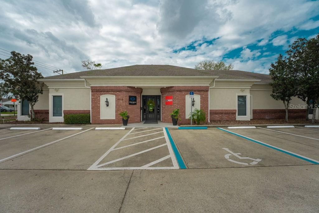 1910 LAKELAND HILLS BOULEVARD, Lakeland, FL 33805