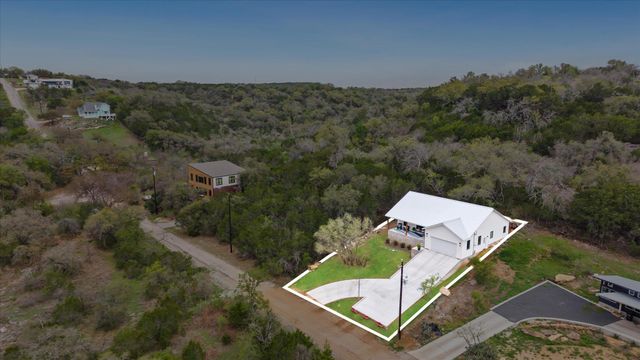 405 Taylor DR, Marble Falls, TX 78657