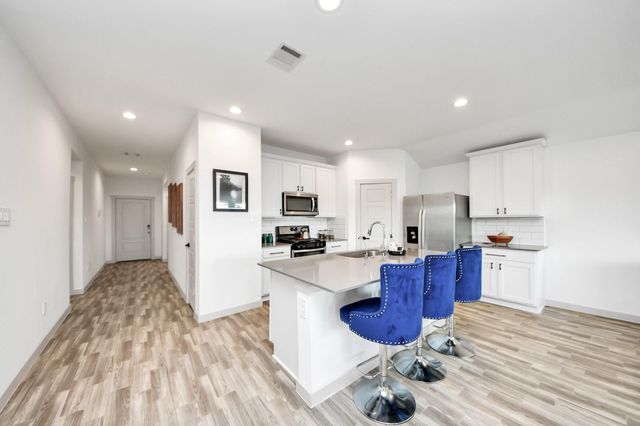 202 Serena Park Lane, Rosharon, TX 77583