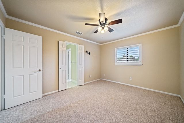 4705 Schwerin Lake Dr, Corpus Christi, TX 78413