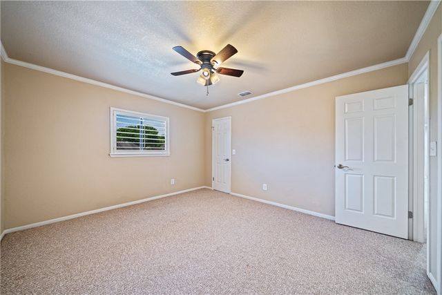4705 Schwerin Lake Dr, Corpus Christi, TX 78413
