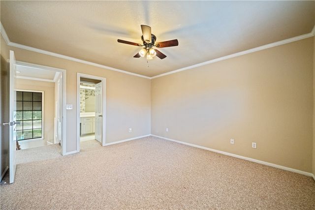 4705 Schwerin Lake Dr, Corpus Christi, TX 78413