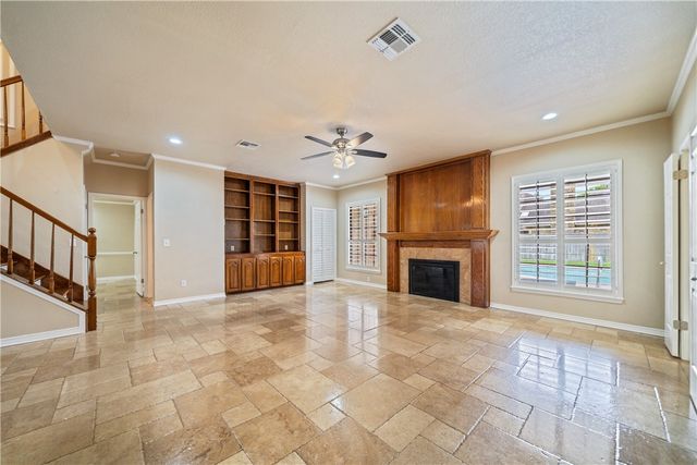 4705 Schwerin Lake Dr, Corpus Christi, TX 78413