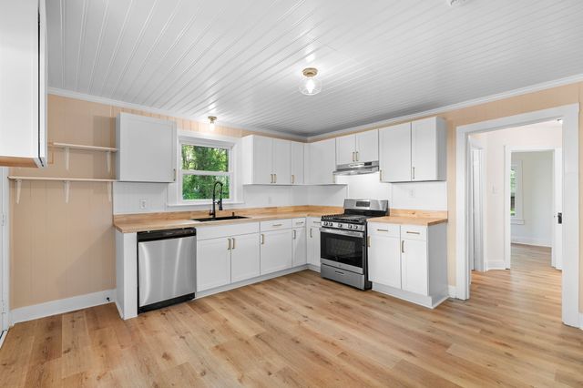 705 Williams Ln, Clarksville, TN 37040