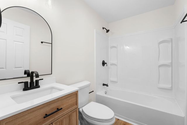 705 Williams Ln, Clarksville, TN 37040