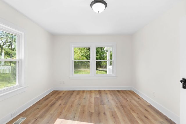 705 Williams Ln, Clarksville, TN 37040