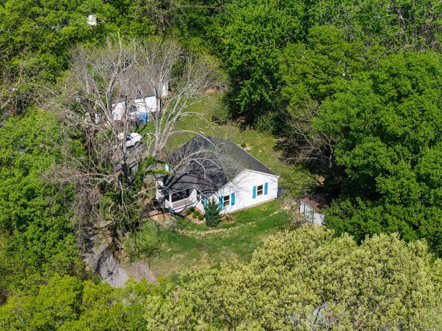 705 Williams Ln, Clarksville, TN 37040