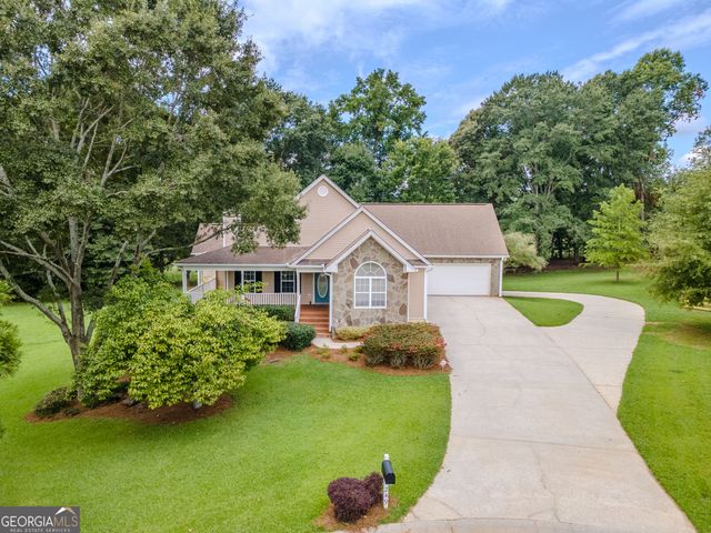 249 Legacy Drive, Hoschton, GA 30548