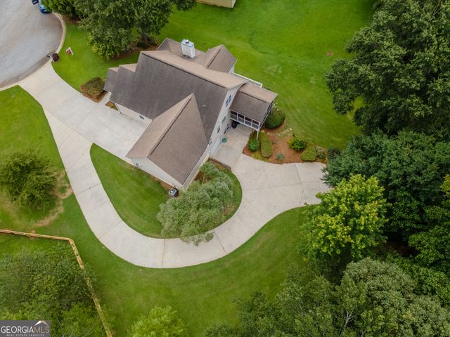 249 Legacy Drive, Hoschton, GA 30548