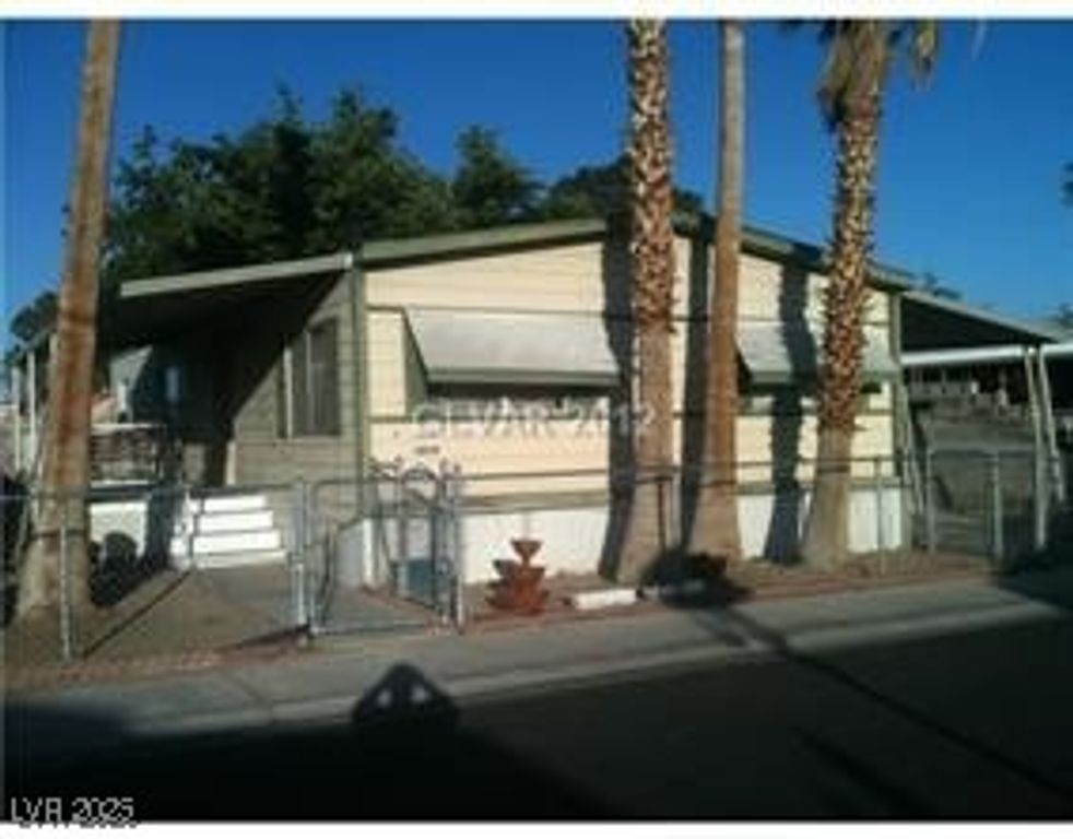 3510 Estes Park Drive, Las Vegas, NV 89122