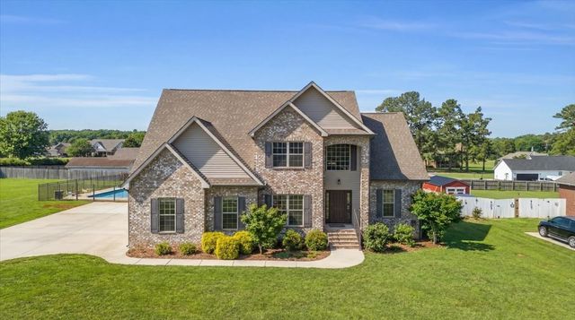 71 Lancaster St, Hillsboro, TN 37342