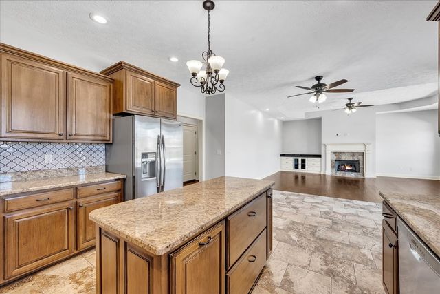 71 Lancaster St, Hillsboro, TN 37342