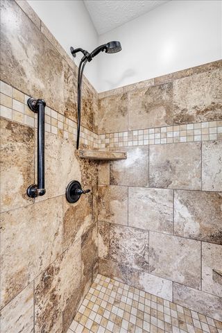 71 Lancaster St, Hillsboro, TN 37342