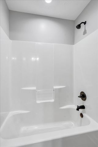 71 Lancaster St, Hillsboro, TN 37342