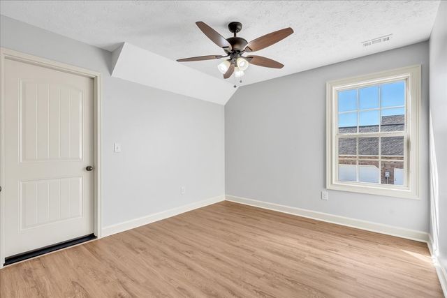 71 Lancaster St, Hillsboro, TN 37342