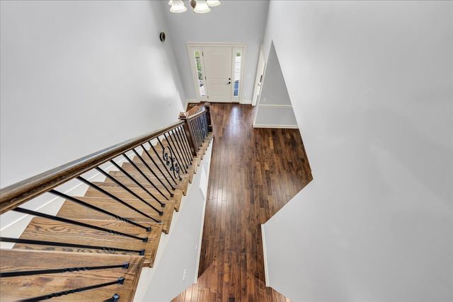 71 Lancaster St, Hillsboro, TN 37342