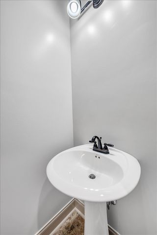 71 Lancaster St, Hillsboro, TN 37342