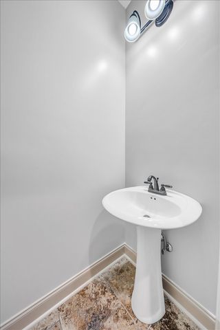 71 Lancaster St, Hillsboro, TN 37342