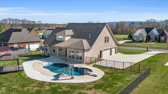 71 Lancaster St, Hillsboro, TN 37342