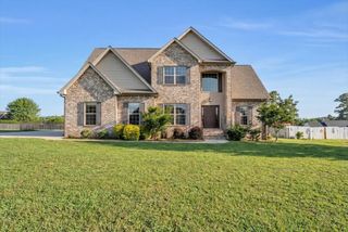 71 Lancaster St, Hillsboro, TN 37342