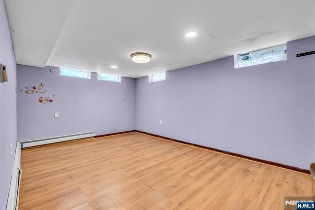 297 Hamilton Place, Hackensack, NJ 07601