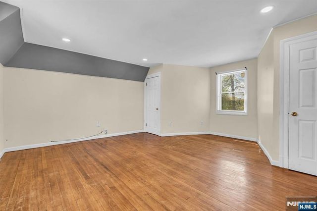 297 Hamilton Place, Hackensack, NJ 07601