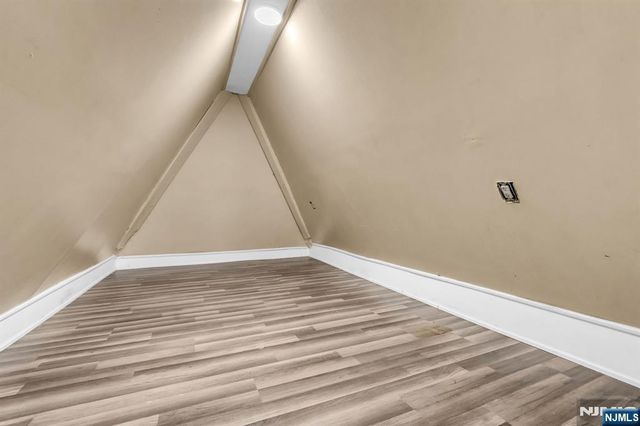 297 Hamilton Place, Hackensack, NJ 07601