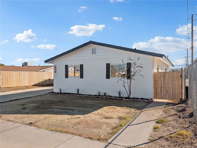 840 E Virginia, Barstow, CA 92311