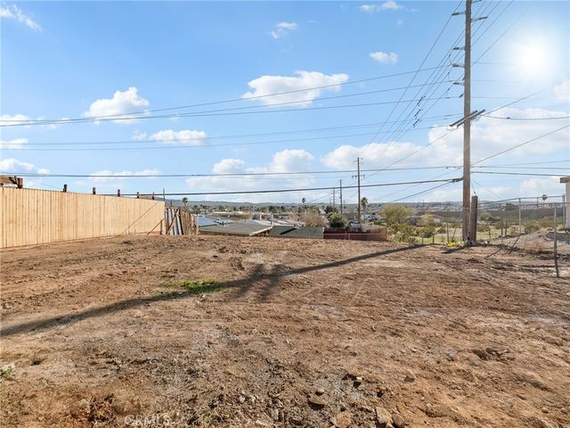 840 E Virginia, Barstow, CA 92311