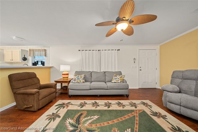 124 Sunbird Square, Sebring, FL 33872