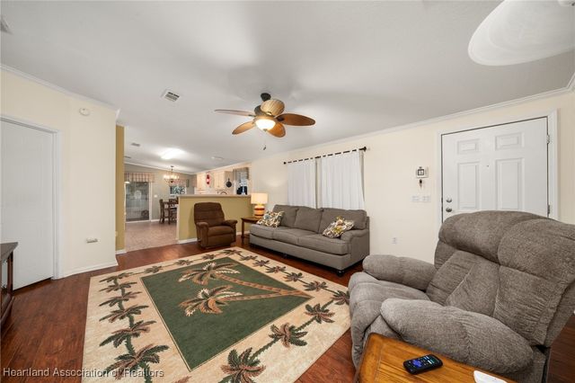 124 Sunbird Square, Sebring, FL 33872