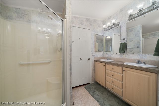 124 Sunbird Square, Sebring, FL 33872