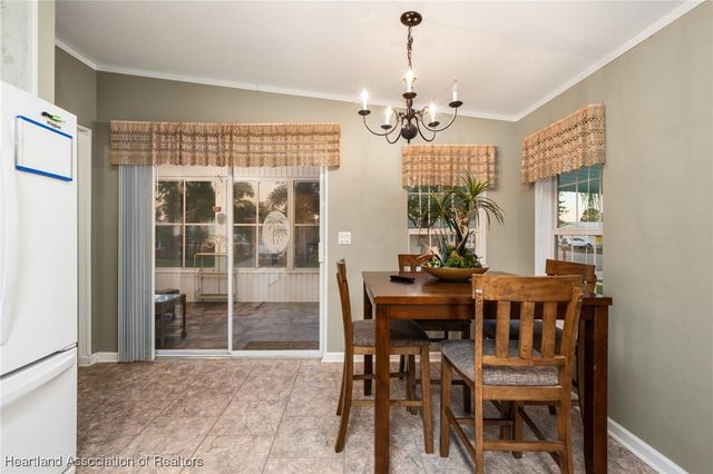 124 Sunbird Square, Sebring, FL 33872