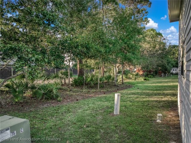 124 Sunbird Square, Sebring, FL 33872