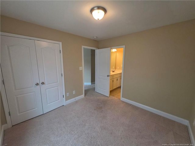 231 Snipe Court, Raeford, NC 28376