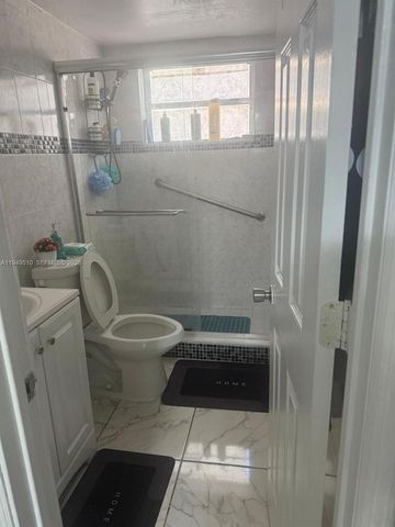 350 E 21st Street 108, Hialeah, FL 33010