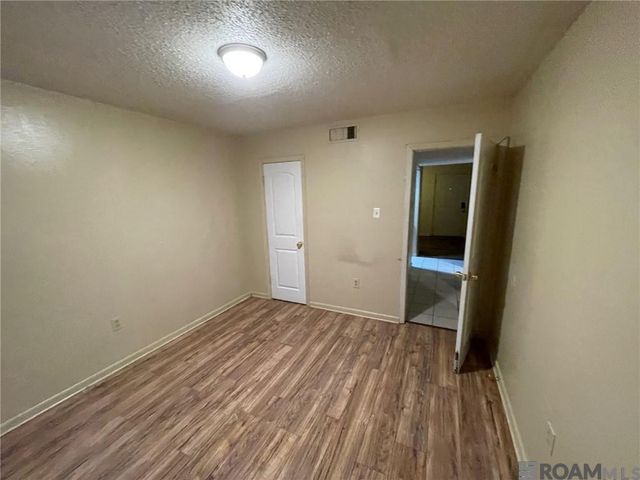 4554 Y A Tittle Ave, Baton Rouge, LA 70820