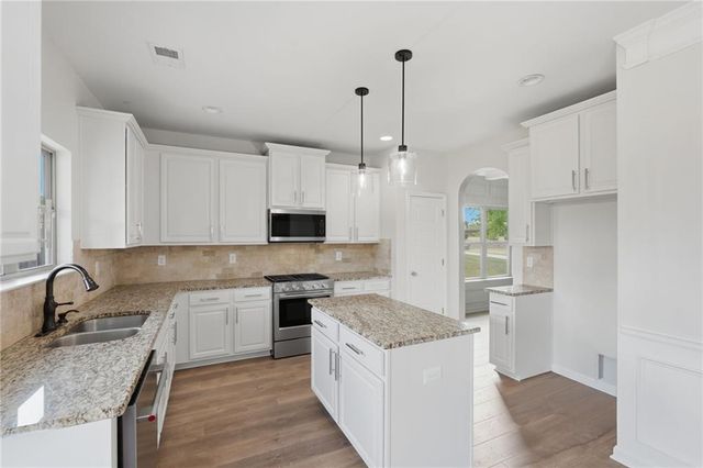 5930 Country Lake Road, Cumming, GA 30041