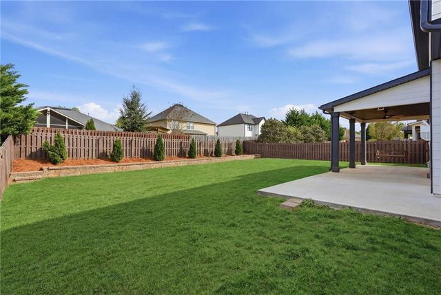 5930 Country Lake Road, Cumming, GA 30041