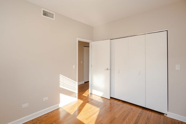 1744 E 69TH Street 205, Chicago, IL 60649