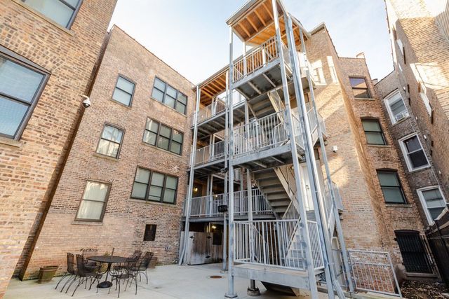 1744 E 69TH Street 205, Chicago, IL 60649