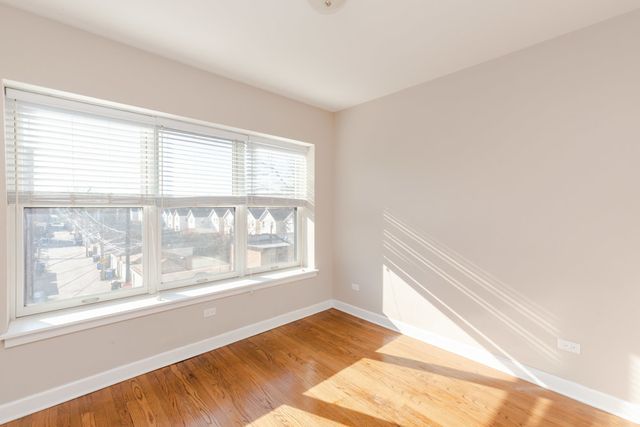 1744 E 69TH Street 205, Chicago, IL 60649