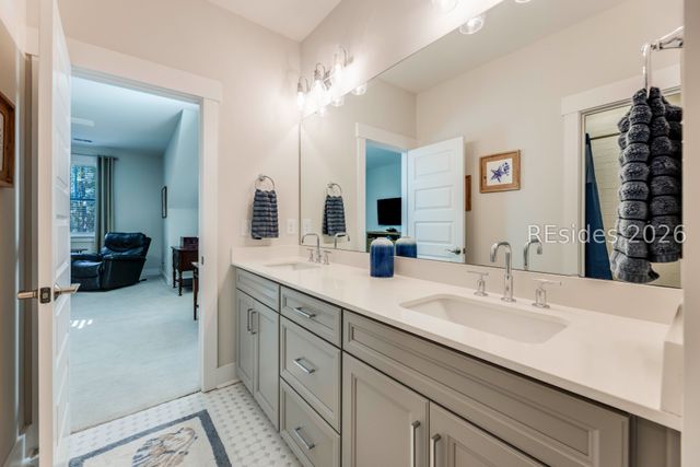 24 Clifton Dr, Okatie, SC 29909