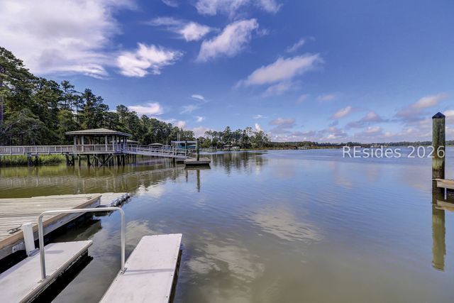 24 Clifton Dr, Okatie, SC 29909