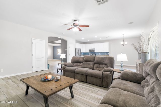 23523 N 117TH Drive, Sun City, AZ 85373