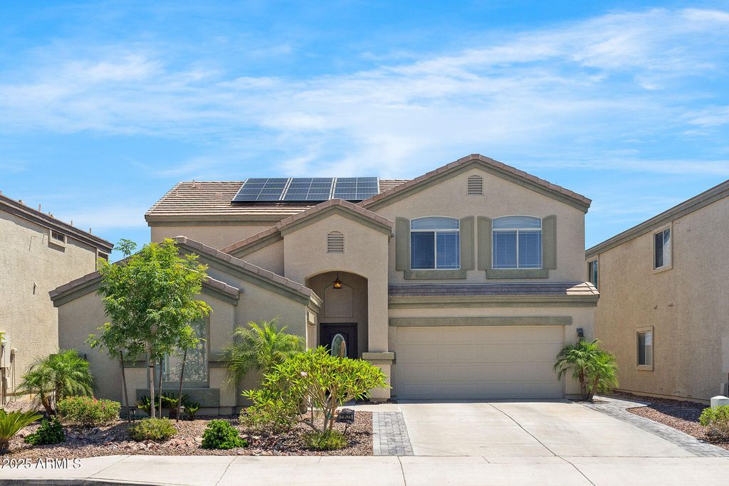 Image 11 of property listing at 23523 N 117TH Drive, Sun City, AZ 85373