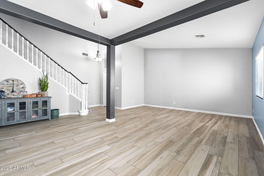 Image 13 of property listing at 23523 N 117TH Drive, Sun City, AZ 85373